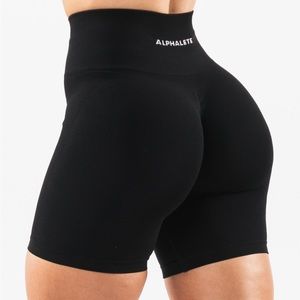 Alphalete Amplify Biker Short 6.5”